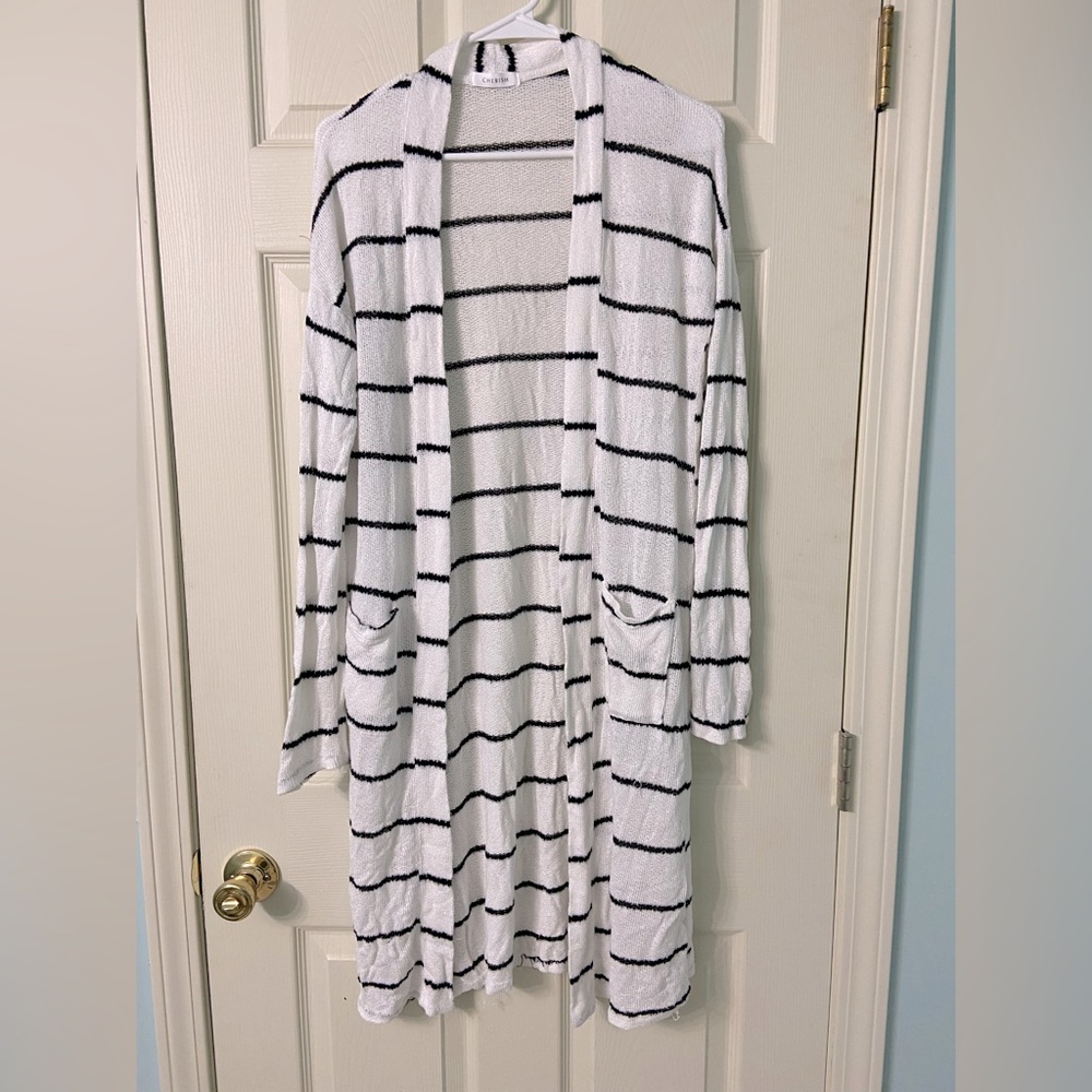 White and black longer cardigan